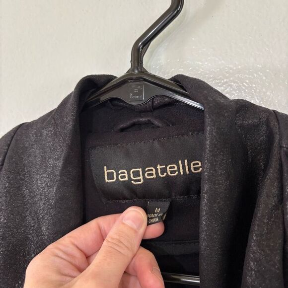 Bagatelle Black Draped Loose Fit Flowy Open Front Vest - Picture 3 of 5